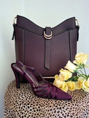 MKF COLLECTION BY MIA K – BROWN SHOULDER BAG – NWT